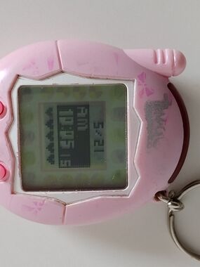 Tamagotchi Connection V3 Light Pink with Ribbons 2006 SEE DESCRIPTION